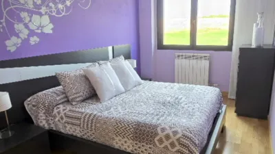 Piso en alquiler en Portillejo-Valdegastea, Portillejo-Valdegastea (Logroño) de 900 €<span>/mes</span>
