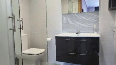 Piso en alquiler en Portillejo-Valdegastea, Portillejo-Valdegastea (Logroño) de 900 €<span>/mes</span>