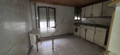 Casa en venta en Fuenmayor, Fuenmayor de 87.000 €