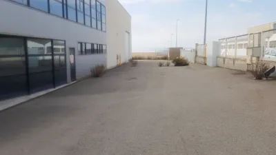 Nave industrial en venta en Calle Legardi y Gutierrez Poligono La Albergueria, Viana de 620.000 €