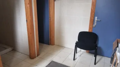 Nave industrial en venta en Calle Legardi y Gutierrez Poligono La Albergueria, Viana de 620.000 €