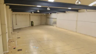 Nave industrial en venta en Calle Legardi y Gutierrez Poligono La Albergueria, Viana de 620.000 €