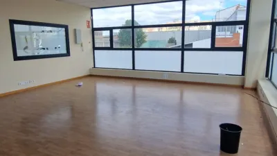 Nave industrial en venta en Calle Legardi y Gutierrez Poligono La Albergueria, Viana de 620.000 €