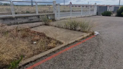 Nave industrial en venta en Calle Legardi y Gutierrez Poligono La Albergueria, Viana de 620.000 €