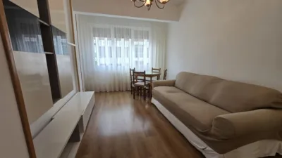 Piso en alquiler en Perez Galdos, Centro (Logroño) de 800 €<span>/mes</span>