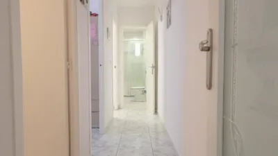 Flat on Carrer de Viladans photo 15