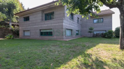 Casa en venta en Carretera de Bembrive, cerca de Calle de Segade, Matamá-Beade-Bembrive-Valadares-Zamáns (Vigo) de 800.000 €