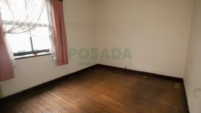 Piso en venta en Calle de Urzáiz, cerca de Calle de Gil, Centro-Areal (Distrito Casco Urbano. Vigo) de 425.000 €