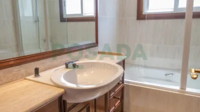Piso en venta en Travesía del Marqués Alcedo, O Castro (Distrito Casco Urbano. Vigo) de 600.000 €