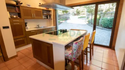 Chalet unifamiliar en venta en Camino de los Enxidos, Cabral-Candeán (Vigo) de 725.000 €
