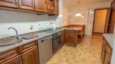 Piso en venta en Calle Vía Norte, Fátima-Travesía de Vigo-San Xoán (Distrito Casco Urbano. Vigo) de 429.000 €