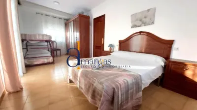 Casa en venta en Calle de la Plazuela, cerca de Calle de la Corona, Encinas Reales de 90.000 €