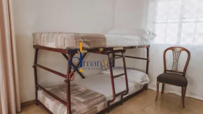 Casa en venta en Calle de la Plazuela, cerca de Calle de la Corona, Encinas Reales de 90.000 €