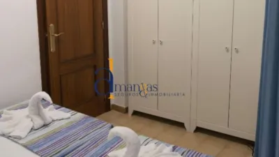 Casa en venta en Calle de la Plazuela, cerca de Calle de la Corona, Encinas Reales de 90.000 €