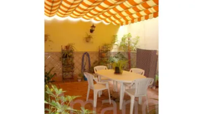 Chalet en venta en Urbanización El Carmen, Lucena de 500.000 €