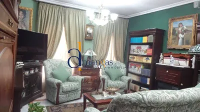 Piso en venta en Calle de San Pedro, cerca de Calle de la Alhama, Lucena de 133.000 €