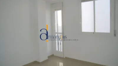 Piso en venta en Calle de Juan Jiménez Cuenca, Lucena de 156.000 €