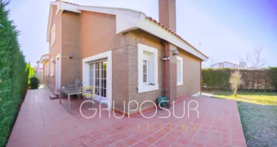 Chalet on Calle del Almendro, No. sn photo 21