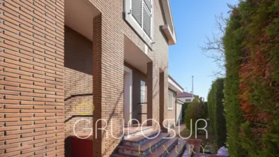 Chalet on Calle del Almendro, No. sn photo 2