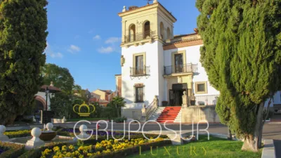 Chalet en venta en Calle de Almendro, 1, Boecillo de 245.000 €