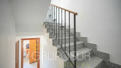 Chalet en venta en Calle de Almendro, 1, Boecillo de 245.000 €