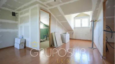 Chalet en venta en Calle de Almendro, 1, Boecillo de 245.000 €