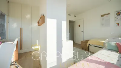 Apartment at Paseo de Isabel 'La Católica', 1 photo 75