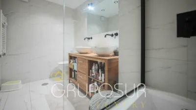 Apartment at Paseo de Isabel 'La Católica', 1 photo 38