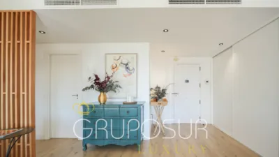 Apartment at Paseo de Isabel 'La Católica', 1 photo 6