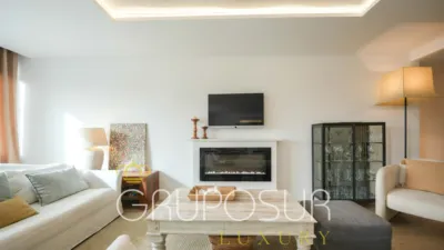 Apartment at Paseo de Isabel 'La Católica', 1 photo 18