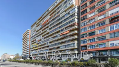 Apartment at Paseo de Isabel 'La Católica', 1 photo 94