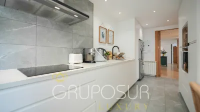 Apartment at Paseo de Isabel 'La Católica', 1 photo 53