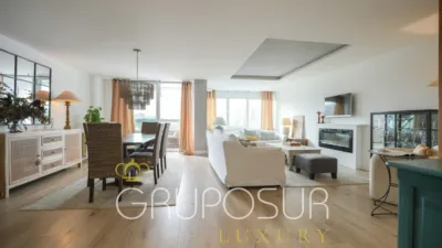 Apartment at Paseo de Isabel 'La Católica', 1 photo 9