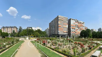 Apartment at Paseo de Isabel 'La Católica', 1 photo 98