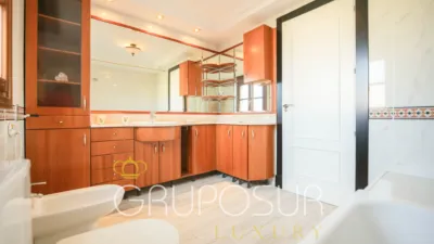 Detached house on Calle de la Fuente del Berrocal, no. sn photo 57