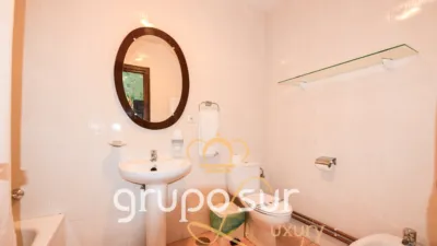 Chalet in Urbanización Olmedo, no. 1 photo 48