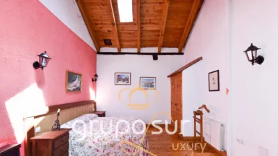 Chalet in Urbanización Olmedo, no. 1 photo 94