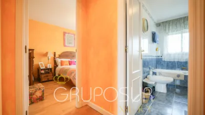 Semi-detached chalet on Avenida de los Entrepinos photo 40