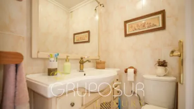 Semi-detached chalet on Avenida de los Entrepinos photo 28