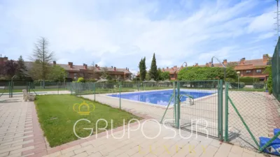 Semi-detached chalet on Avenida de los Entrepinos photo 84