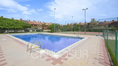 Semi-detached chalet on Avenida de los Entrepinos photo 87