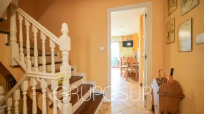 Semi-detached chalet on Avenida de los Entrepinos photo 23