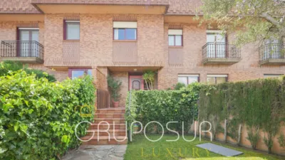 Semi-detached chalet on Avenida de los Entrepinos photo 5