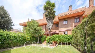 Semi-detached chalet on Avenida de los Entrepinos photo 20