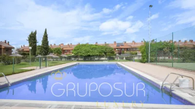 Semi-detached chalet on Avenida de los Entrepinos photo 85