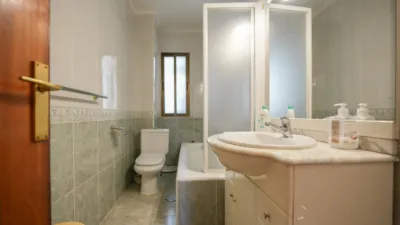 Apartment in Plaza del Colegio de Santa Cruz, 1 photo 20