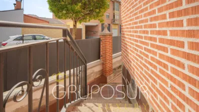 Semi-detached house on Calle de Castilla y León, 1 photo 22