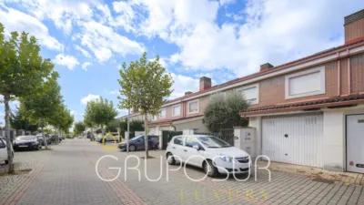 Detached chalet on Sancho Panza Street photo 94