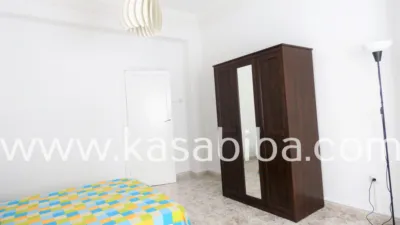 Apartment on Carrer de Guillem de Castro photo 13