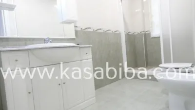 Apartment on Carrer de Guillem de Castro photo 33